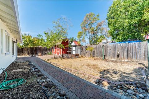 1027 Eisenhower Way, Winters, CA 95694 photo 18