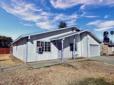 4418 Martel Dr, Olivehurst, CA 95961 photo 2