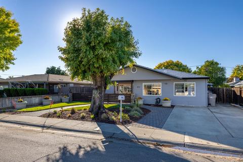 812 Taylor St, Winters, CA 95694 photo 1