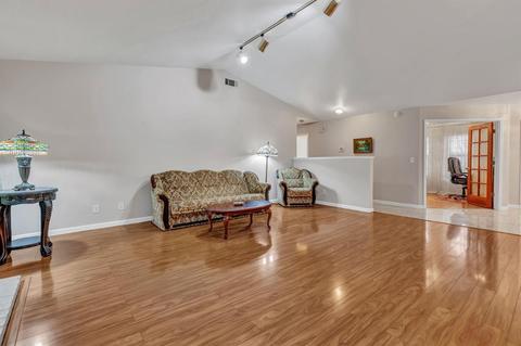 106 Almond Dr, Winters, CA 95694 photo 7