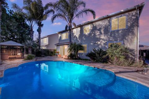 602 Ivy Loop, Winters, CA 95694 photo 2