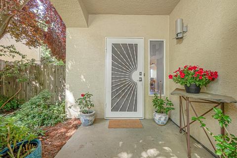 2826 Mallorca Ln, Davis, CA 95618 photo 4