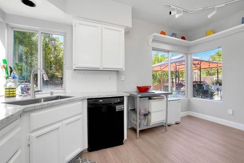 2826 Mallorca Ln, Davis, CA 95618 photo 10