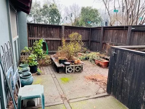 2019 Alta Loma St, Davis, CA 95616 photo 8