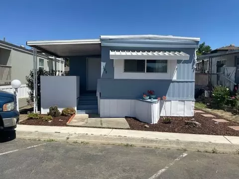 108 Hedy Ln, Davis, CA 95618 photo 2
