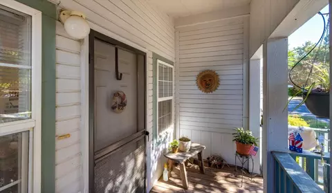 252 Quarter Cir, Davis, CA 95618 photo 2