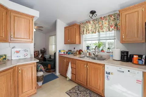252 Quarter Cir, Davis, CA 95618 photo 12