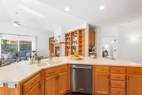1007 Ohlone St, Davis, CA 95618 photo 39