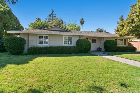 809 Mace Blvd, Davis, CA 95618
