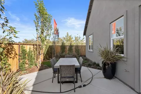 5542 Thomson Loop, Davis, CA 95616 photo 40