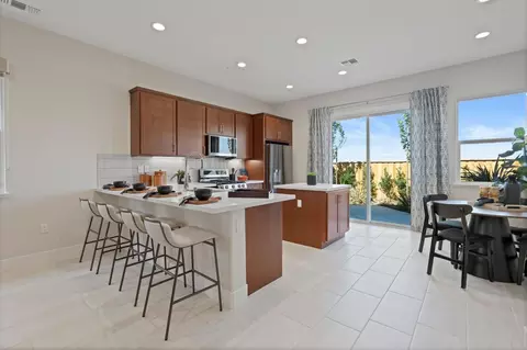 5542 Thomson Loop, Davis, CA 95616 photo 11