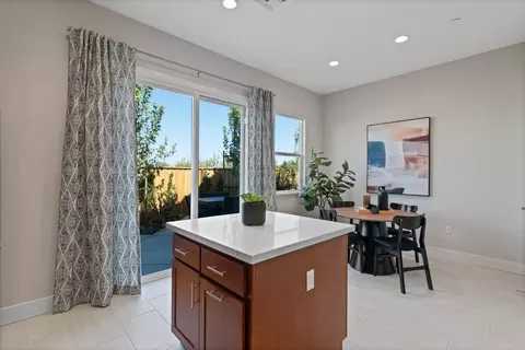 5542 Thomson Loop, Davis, CA 95616 photo 16