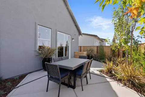 5542 Thomson Loop, Davis, CA 95616 photo 42