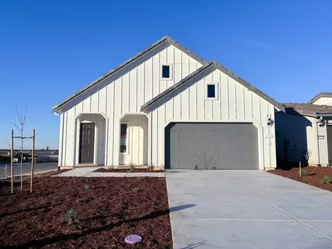 3303 Houser Ct, Davis, CA 95616