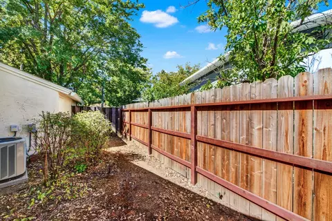665 Elmwood Dr, Davis, CA 95616 photo 31