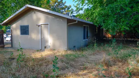 1701 Palm Pl, Davis, CA 95618 photo 9
