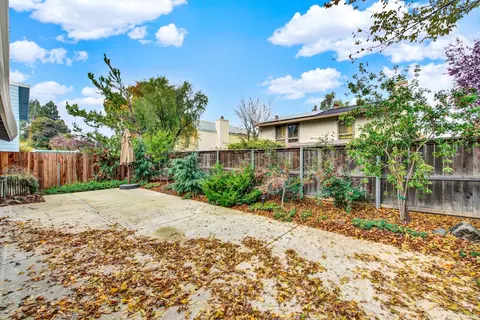 725 Pamplona Ave, Davis, CA 95616 photo 46