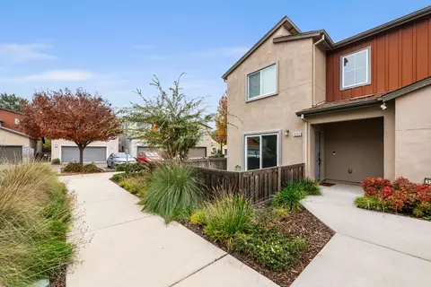 3205 Albany Ter, Davis, CA 95618 photo 2