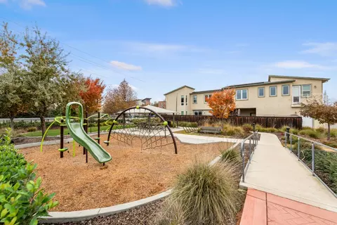 3205 Albany Ter, Davis, CA 95618 photo 29