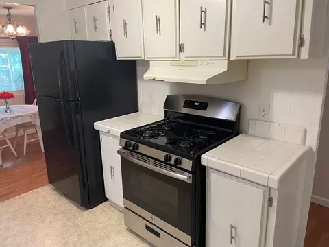 218 Full Cir, Davis, CA 95618 photo 5