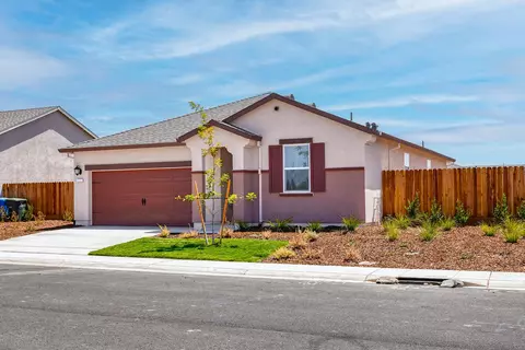 2220 Woods Dr, Linda, CA 95901