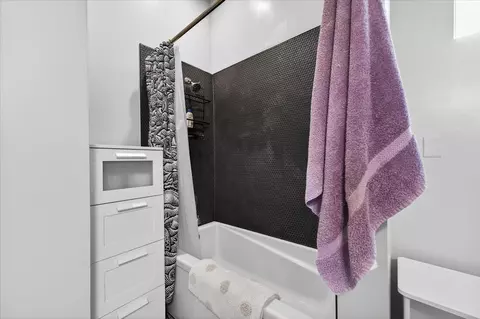 Bath - 43 Main St, Isleton, CA 95641 photo 1 of 2