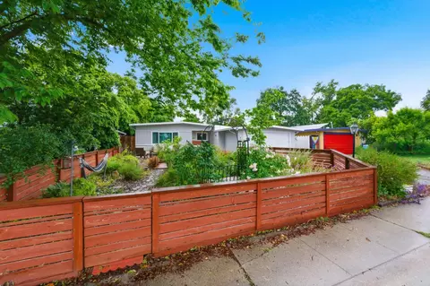 1301 Chestnut Ln, Davis, CA 95616 photo 2