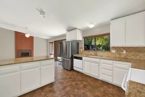 142 Ipanema Pl, Davis, CA 95616 photo 13