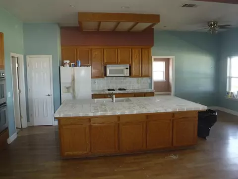 Kitchen - 25837 County Road 34, Winters, CA 95694 photo 6 of 8