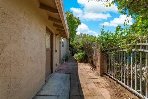 1807 Raintree Pl, Davis, CA 95618 photo 47