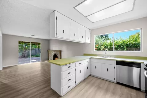 1807 Raintree Pl, Davis, CA 95618 photo 24