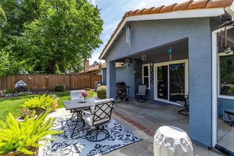 Exterior - 5319 Wesley Rd, Rocklin, CA 95765 photo 7 of 17