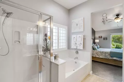 Bath - 5319 Wesley Rd, Rocklin, CA 95765 photo 3 of 3