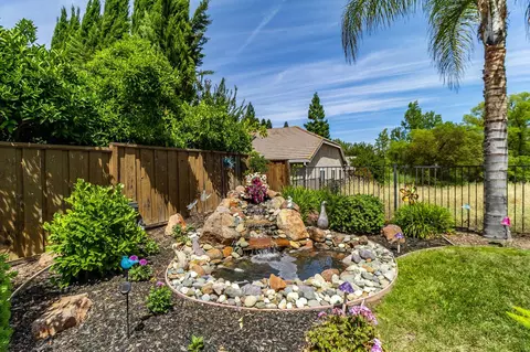 Exterior - 5319 Wesley Rd, Rocklin, CA 95765 photo 6 of 17