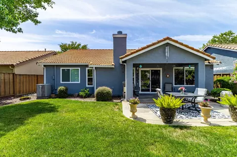 Exterior - 5319 Wesley Rd, Rocklin, CA 95765 photo 9 of 17