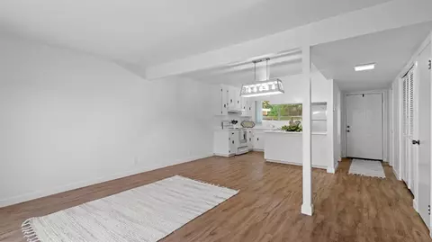 Living - 2139 Bella Casa St, Davis, CA 95616 photo 2 of 3