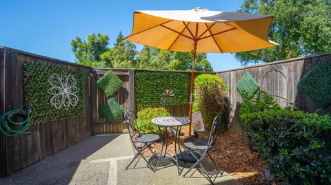 Exterior - 2139 Bella Casa St, Davis, CA 95616 photo 7 of 14
