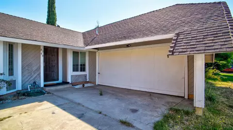 8348 Arroyo Vista Dr, Sacramento, CA 95823