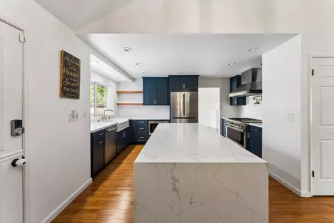 Kitchen - 1012 Hillview Ln, Winters, CA 95694 photo 4 of 5