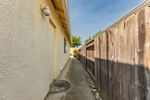 Exterior - 934 Norman Dr, Manteca, CA 95336 photo 4 of 11