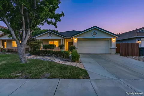 Exterior - 934 Norman Dr, Manteca, CA 95336 photo 11 of 11