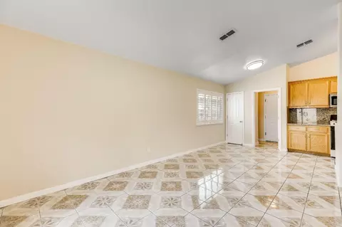 Living - 934 Norman Dr, Manteca, CA 95336 photo 4 of 9