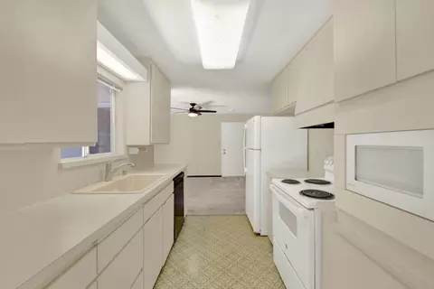 Kitchen - 928 Acacia, Davis, CA 95616 photo 1 of 4