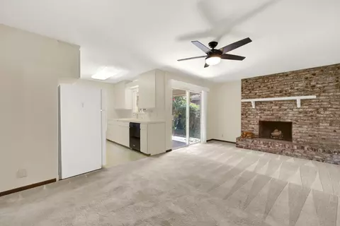 Living - 928 Acacia, Davis, CA 95616 photo 6 of 8