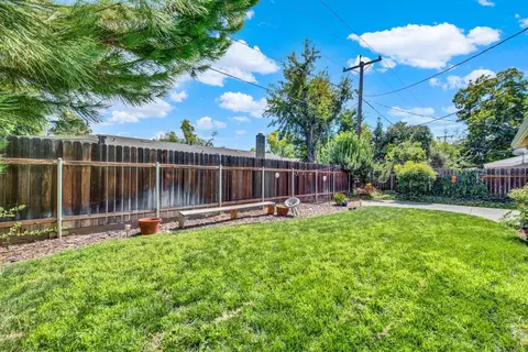 Exterior - 928 Acacia, Davis, CA 95616 photo 10 of 14