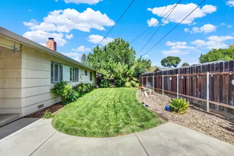 Exterior - 928 Acacia, Davis, CA 95616 photo 11 of 14