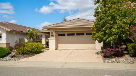 2600 Eagles Peak Ln, Lincoln, CA 95648