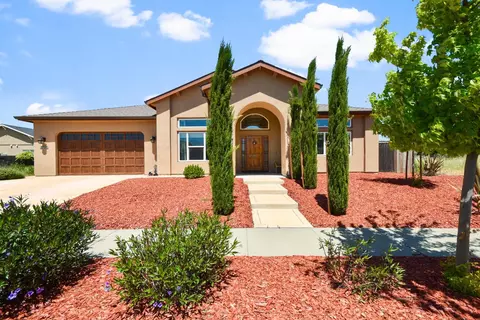 2705 Liberty Dr, Woodland, CA 95776