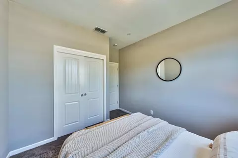 Bedroom - 7855 Bing Ct, Antelope, CA 95843 photo 4 of 6