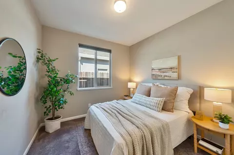 Bedroom - 7855 Bing Ct, Antelope, CA 95843 photo 5 of 6